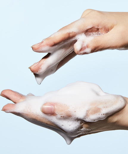 Anua 8 Hyaluronic Acid Hydrating Gentle Foaming Cleanser 150ml